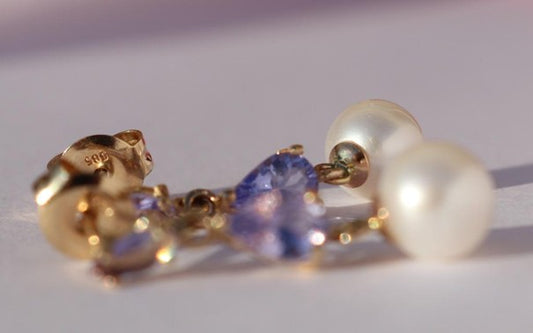 14 kt gold earrings tanzanite cultivated pearls