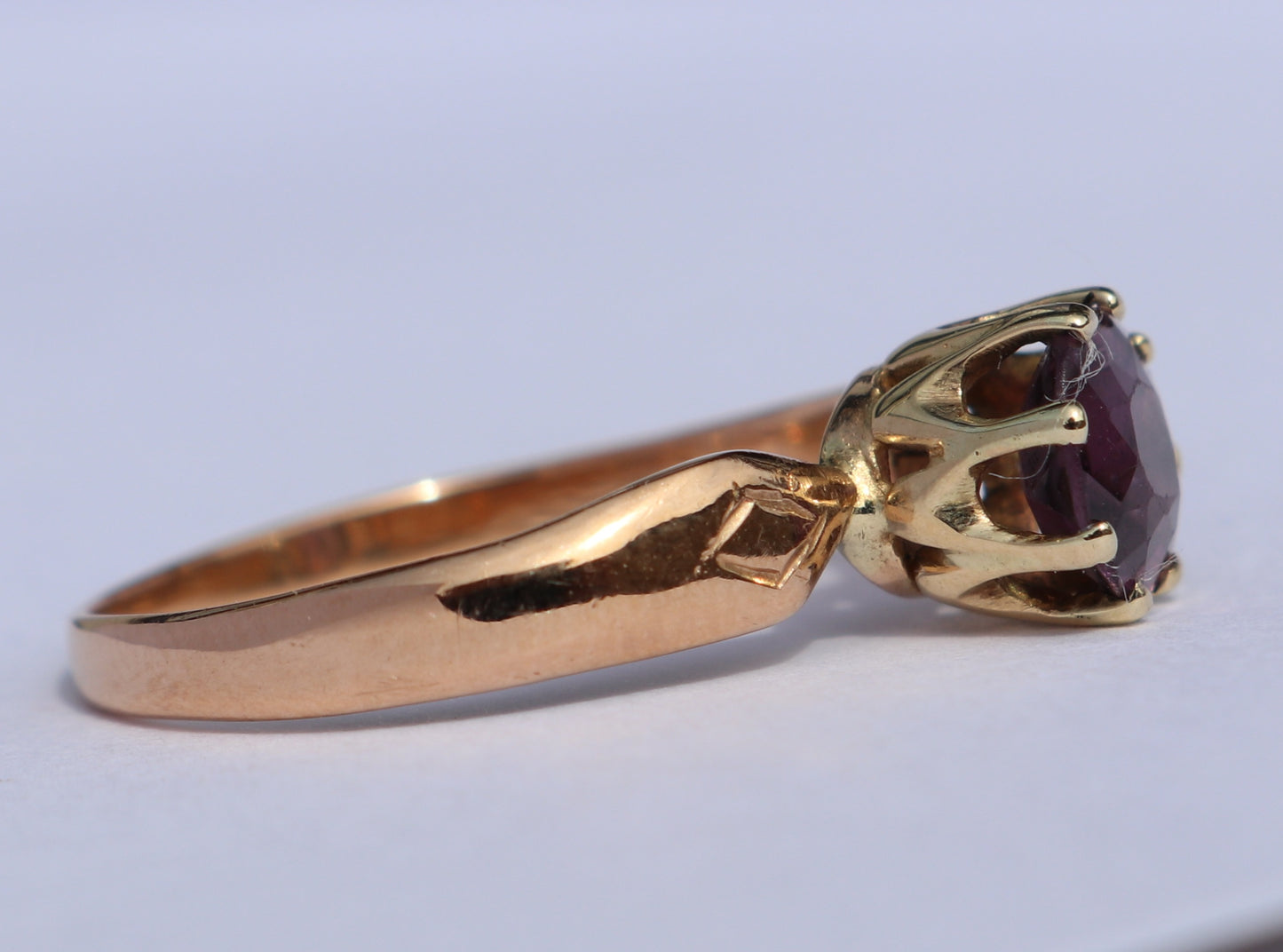 14 kt gouden ring amethist