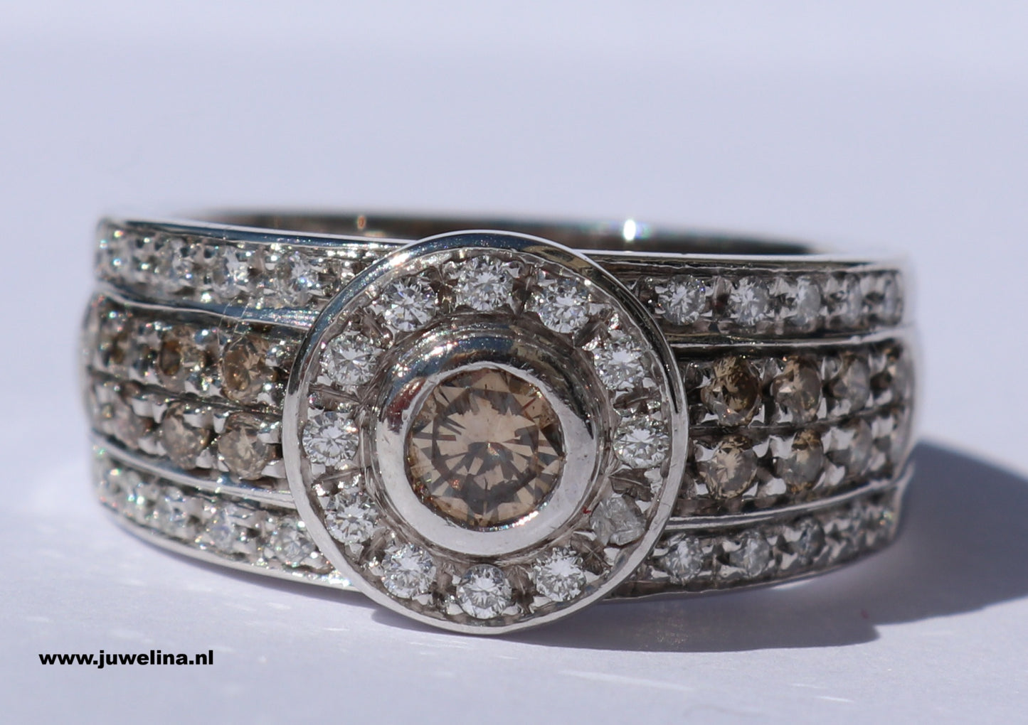 Collectie 2020 verkocht vintage Leo Pizzo gouden ring met diamanten