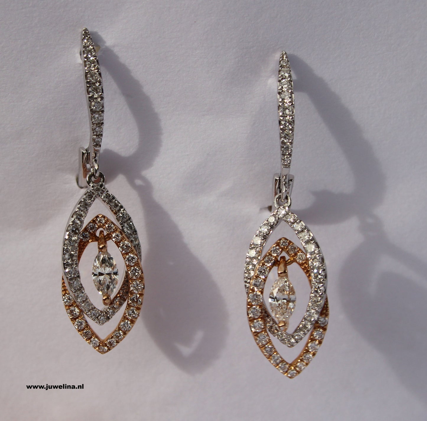 Vintage 2019: 14 kt gouden oorbellen gezet met natuurlijke diamanten