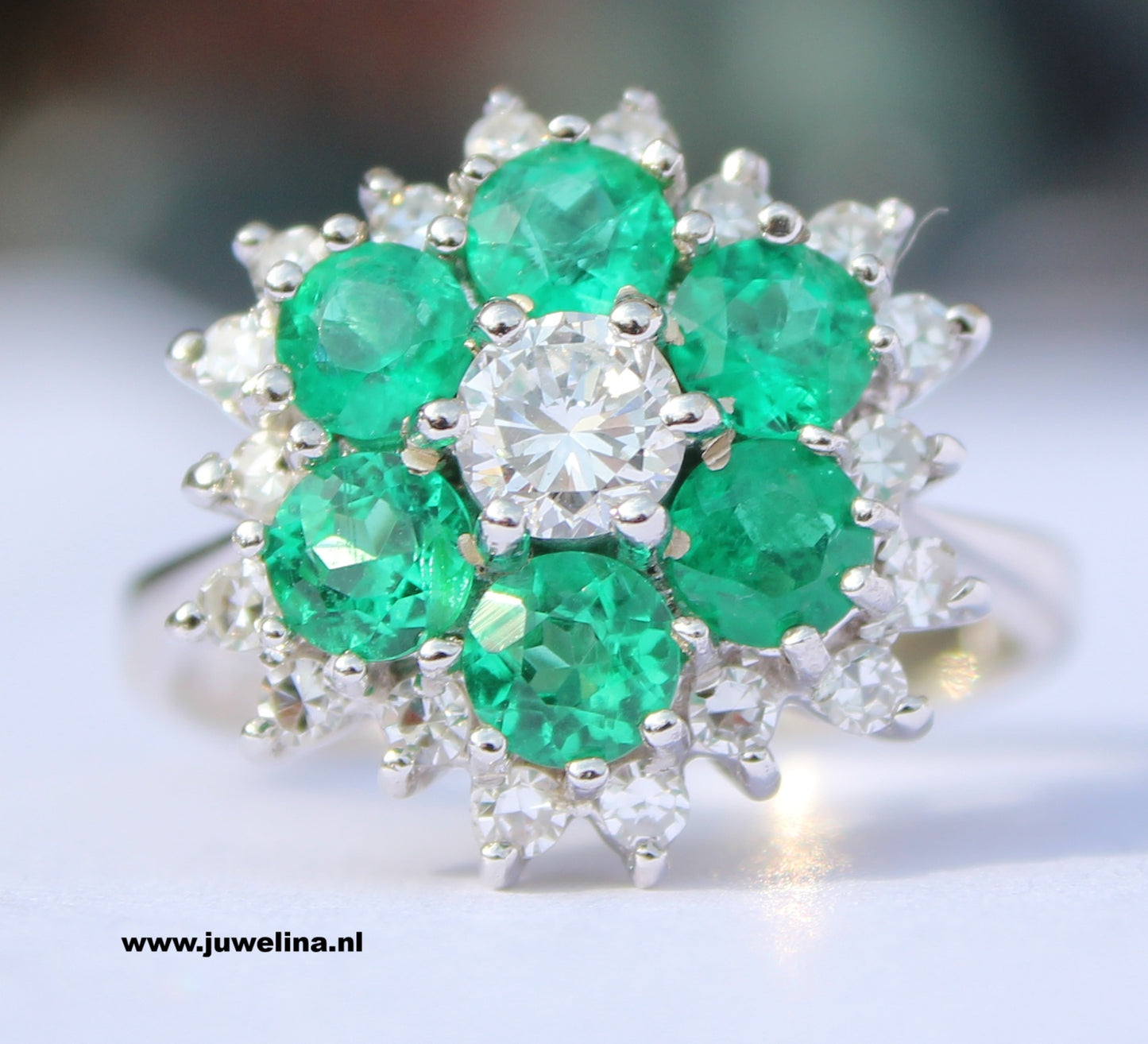 VERKOCHT 14 kt gouden ring smaragden diamanten natuurlijk vintage