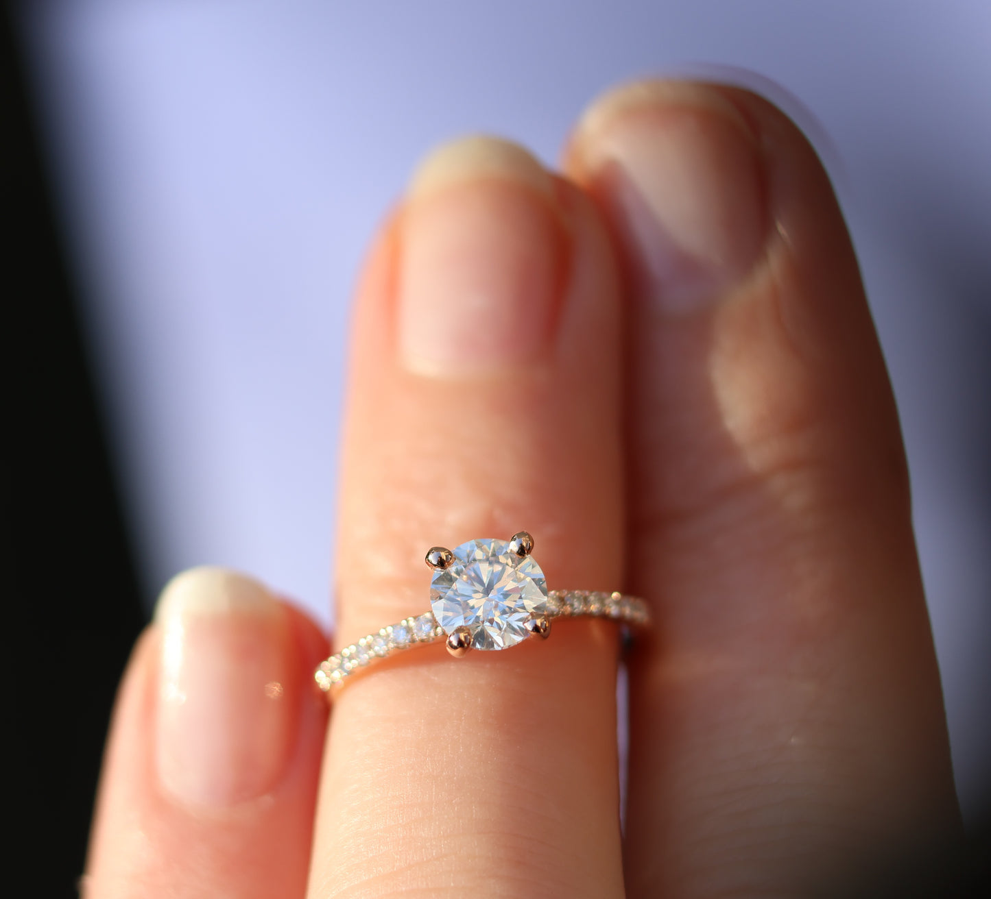 14 kt gouden ring gezet met 1.17 ct diamanten, centrale 0.91 ct. SI1 -F top wit