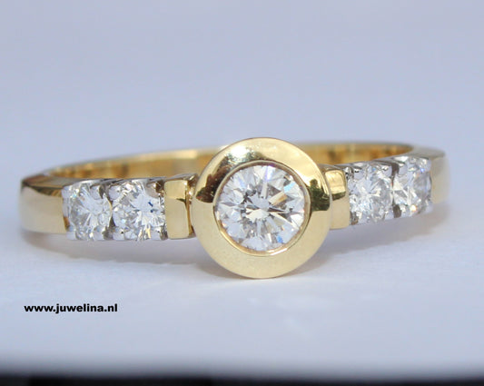 Verkocht Collectie 2019: 14 kt gouden ring 1 ct diamanten, briljant geslepen, natuurlijk